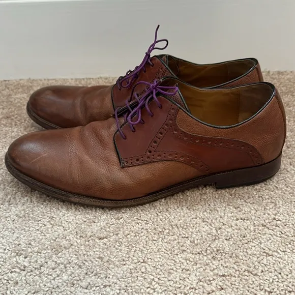 Men’s Johnston and Murphy dress shoes