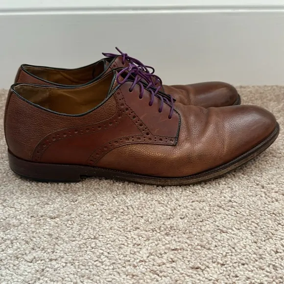 Men’s Johnston and Murphy dress shoes