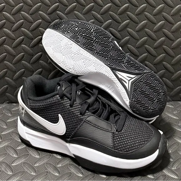Mens Nike Athletic Basketball Shoes Size‎ 5 Womens Size 6.5
