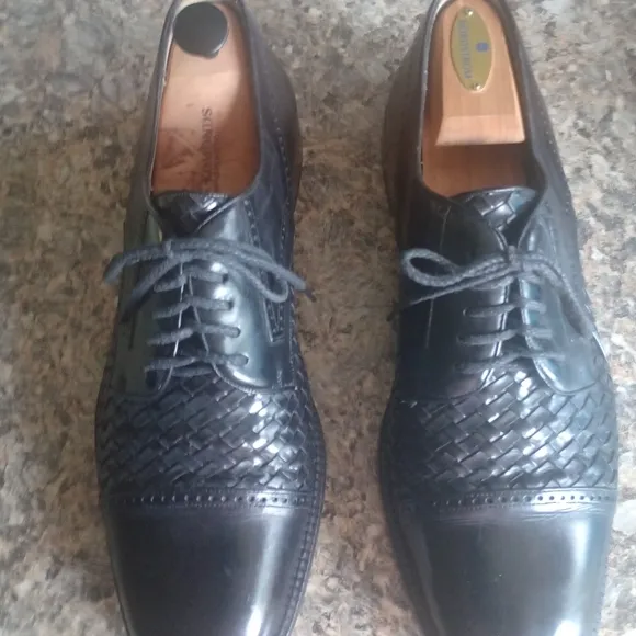 Mezlan Men's Black Woven Like New Captoe Laceup Shoes Size 12M