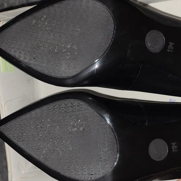 Michael Kors Elegant Black Women's Pumps - Size 11