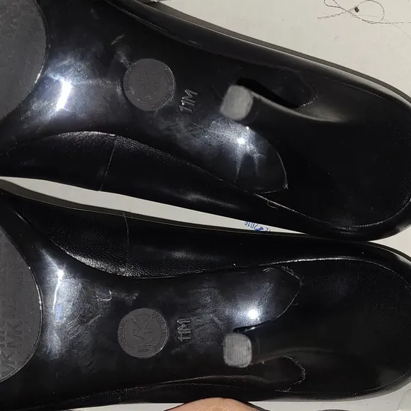 Michael Kors Elegant Black Women's Pumps - Size 11