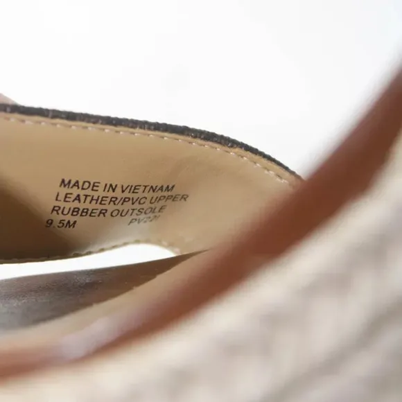 Michael Kors *Kimberly* logo luggage brown leather wedge espadrille sandals 9.5