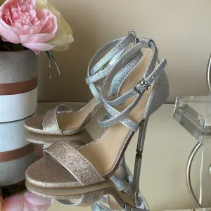 MICHAEL KORSMichael Kors Astrid Glitter Silver Gold Heeled Sandal