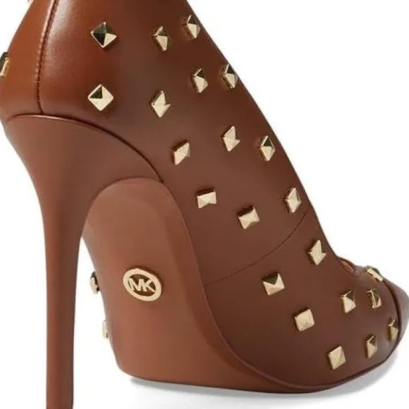 MICHAEL Michael Kors Keke Studded Tan Leather Pump Size 7