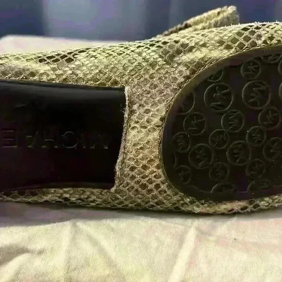 Micheal Kors Snakeskin Flats