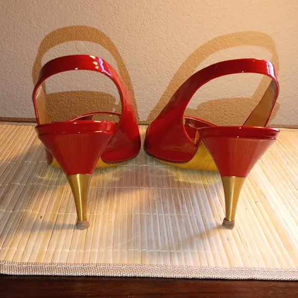 MIU MIU Candy Apple Red Patent Leather/Gold Medal Peep Toe Slingback Heels Sz 40