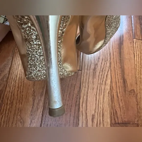 MIU MIU Gold Lame Leather Glitter Pumps Shoes Sz 36.5 US 6