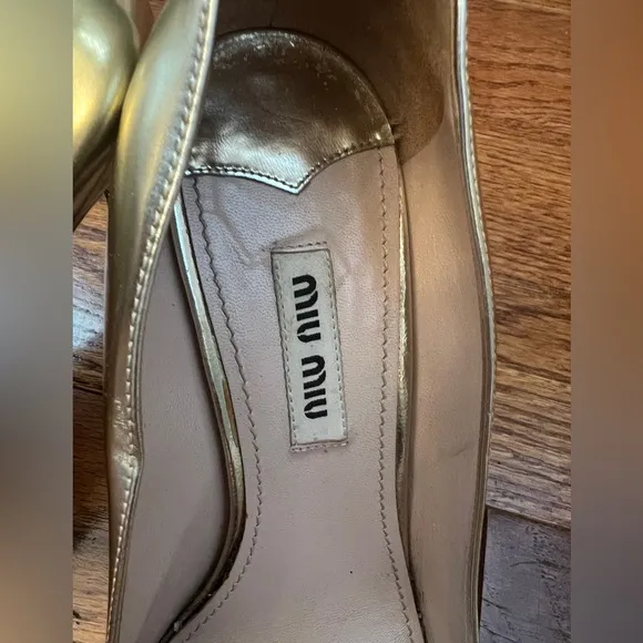 MIU MIU Gold Lame Leather Glitter Pumps Shoes Sz 36.5 US 6