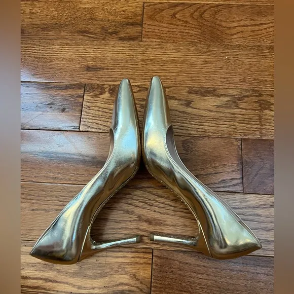 MIU MIU Gold Lame Leather Glitter Pumps Shoes Sz 36.5 US 6