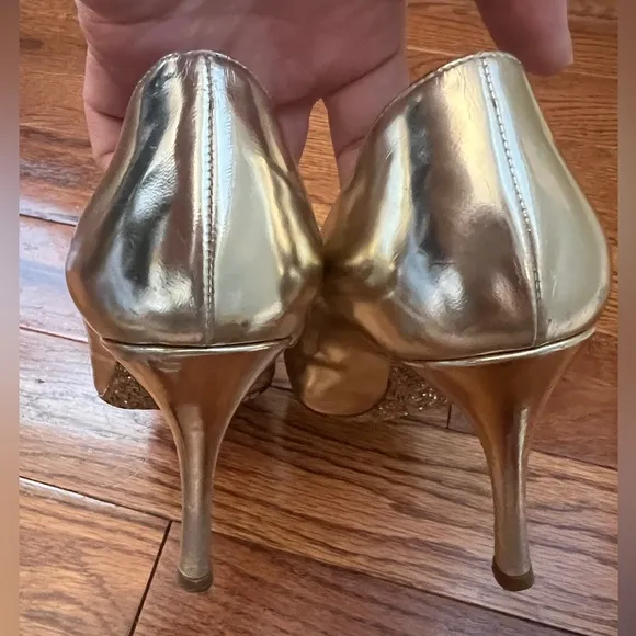 MIU MIU Gold Lame Leather Glitter Pumps Shoes Sz 36.5 US 6