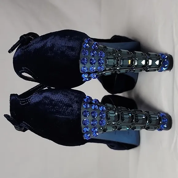 Miu Miu Velvet Blue Crystal Embellishments D'Orsay‎ Pumps Women's Size 36 1/2