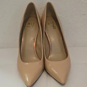 Mix No. 6 Women's Nude Pumps