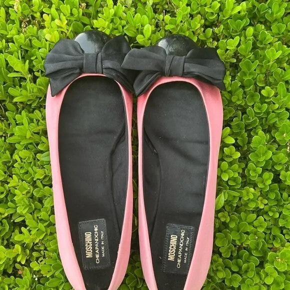 Moschino cheap and chic ballet flats shoes