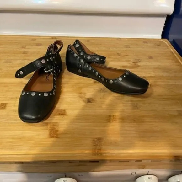 Mystic Studded Leather  Mary Jane Flats - NWOT