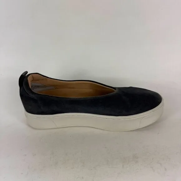 Naked Feet Regime Platform Flats Women's 8.5 Black Faux Leather Slip-On Comfort