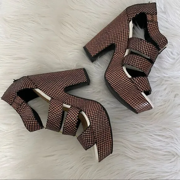Nanette Lepore Addicted To You Runway Wedge 8