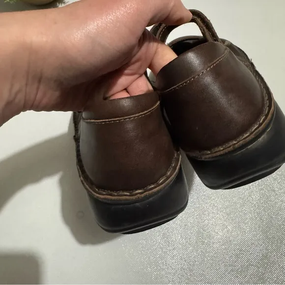 NAOT Brown Leather Primrose Mary Jane Flats Shoes Women’s Size 9 Classic Fall