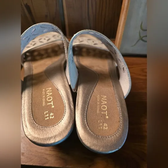 NAOT Palace Leather Cut Sandal Size 9