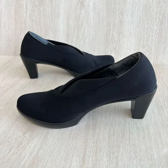Naot Lucente Womens Size 38 US 7 Black Slip On Fabric Stretch Pumps Heels Shoes