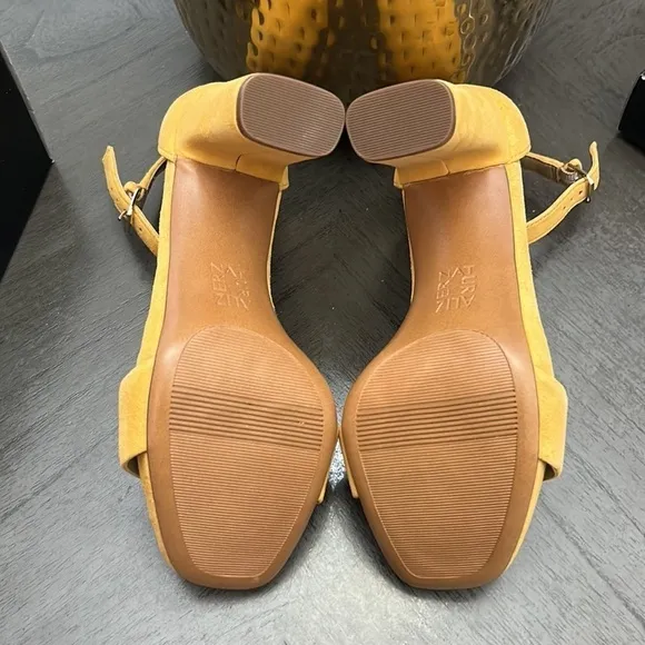 NATURALIZER Joy Dress Ankle Strap Sandals