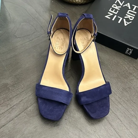 NATURALIZER Joy Womens Square Toe Dress Sandals In Haven Blue Suede