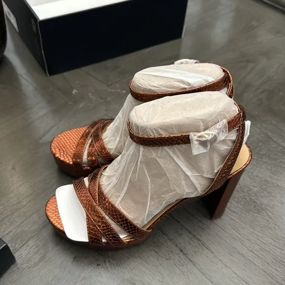 NATURALIZER Mallory Ankle Strap Sandals Women's Shoes (WIDE)