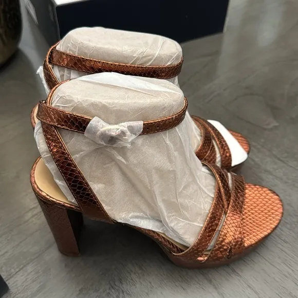 NATURALIZER Mallory Ankle Strap Sandals Women's Shoes (WIDE)