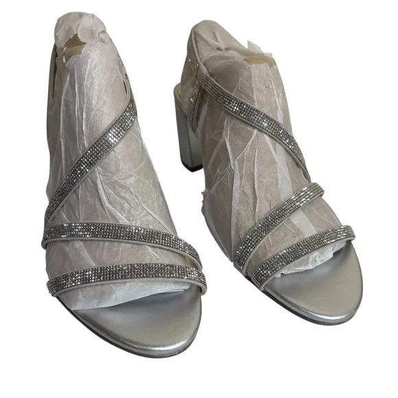 Naturalizer sz 9 Silver Fabric Vanessa Dress Strappy Open Toe Sandal New no Box