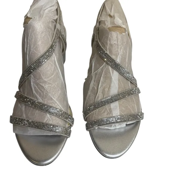 Naturalizer sz 9 Silver Fabric Vanessa Dress Strappy Open Toe Sandal New no Box
