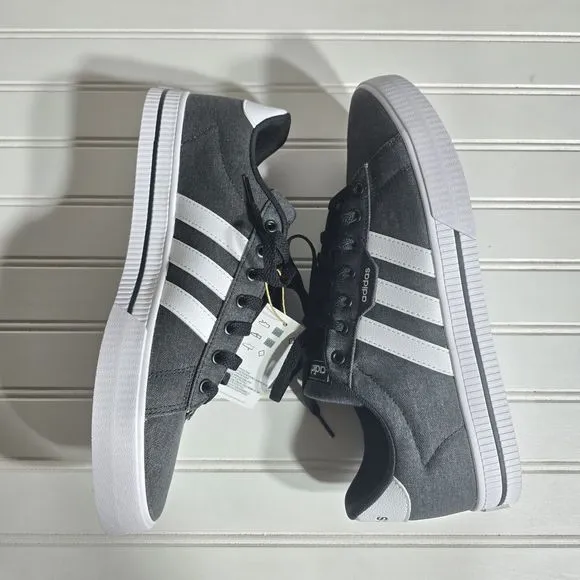 NEW Adidas Mens Daily 3.0 Black White Skateboarding Shoes Size 11 FW7033