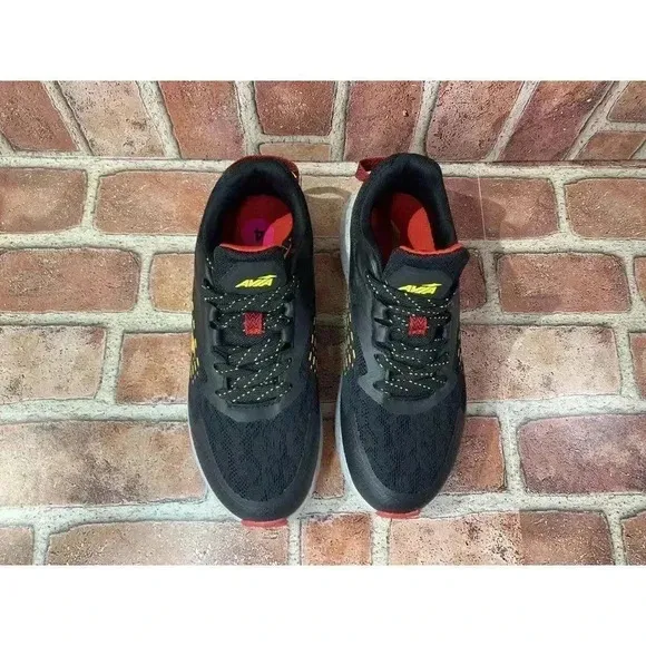 New Avia Avi Storm Athletic Shoes sz 4Y Red Black