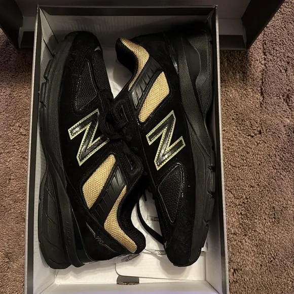 New balance tennis shoes for men 990v5 Leclassicbin