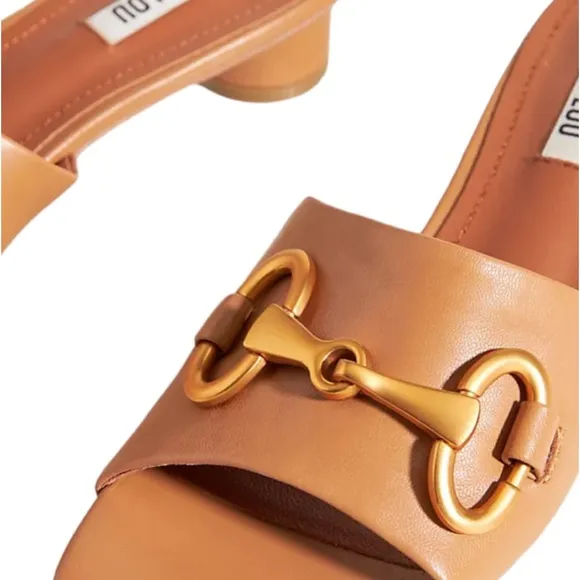 New Bibi Lou x Anthropologie Hana 5 Honey Classic Leather Goldtone Chain Sandals