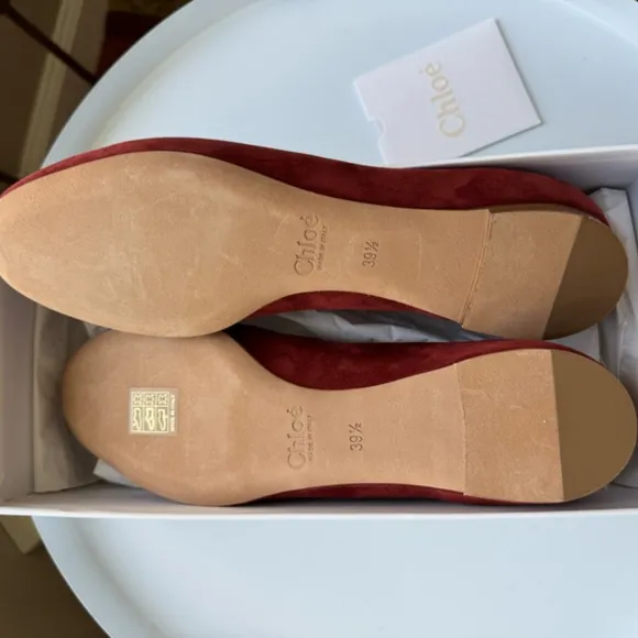 New Chloe Lauren Scalloped Suede Flats in 39.5 in brick red color