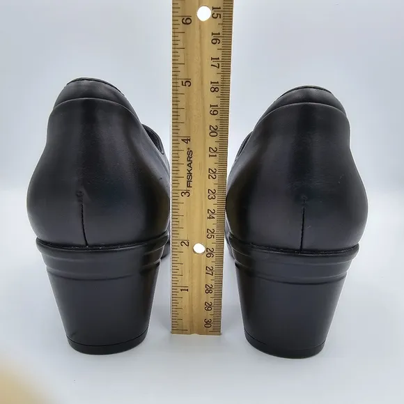 NEW Clarks Collection Emslie Lulin Pumps, Black Leather, Women's 9.5M