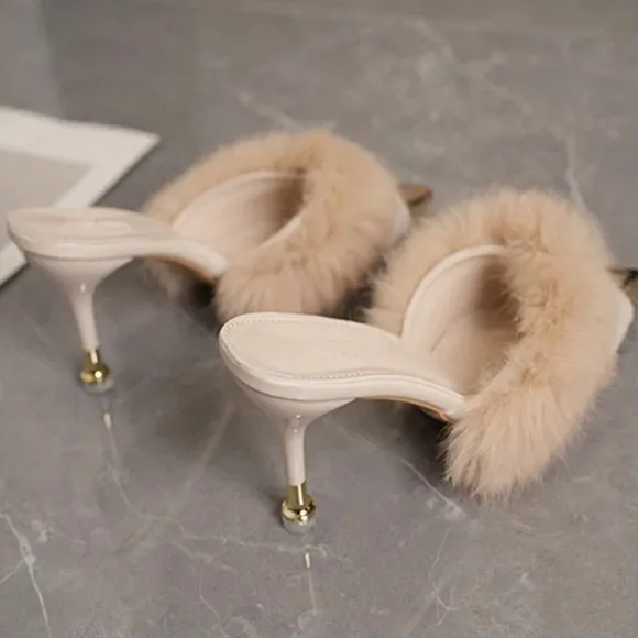NEW - Elegant Cream and Gold Women's Heels