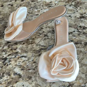 NEW Gianni Bini Satin Cream Floral Clear Kitten heel sandals women size 6