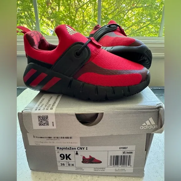 New in box Adidas RapidaZen youth shoes