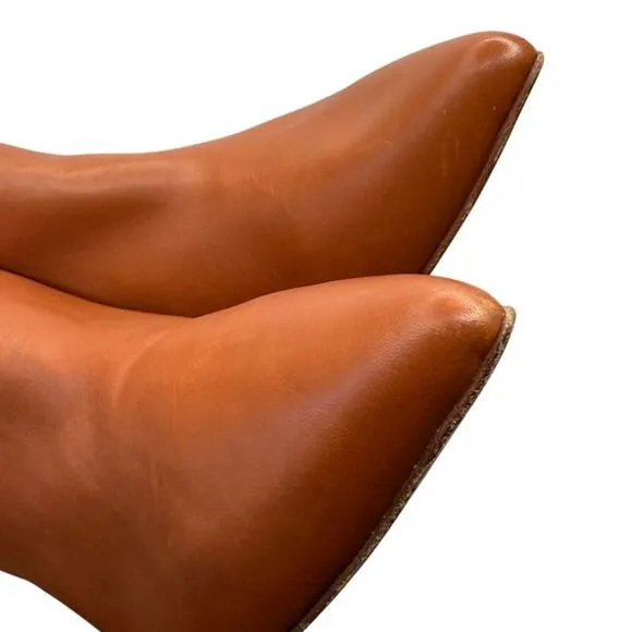 NEW L'AGENCE Jeanne II Pointed Toe Boots Bootie Luggage Brown Leather Side Zip