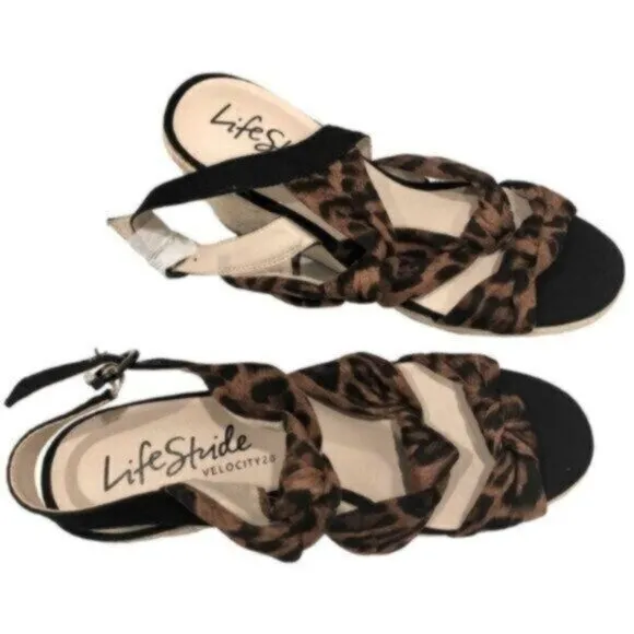 NEW Life Stride Brown Animal Print Wedge Business Casual Everyday Sandals 8