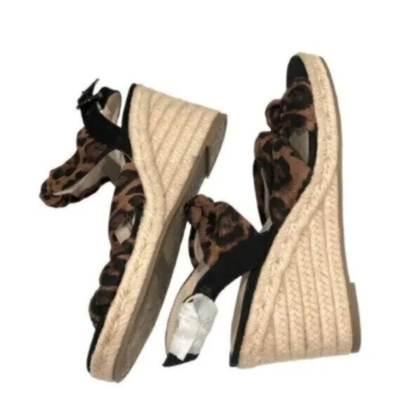 NEW Life Stride Brown Animal Print Wedge Business Casual Everyday Sandals 8
