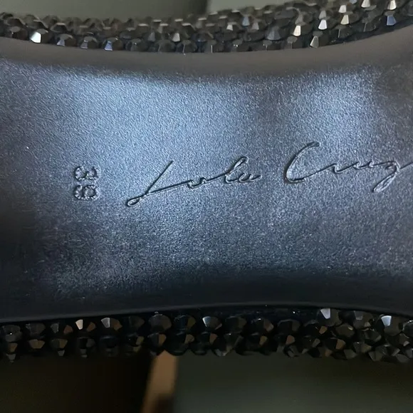 New Lola Cruz Black Crystal Embellishment Heel Pumps NWOT Size 39