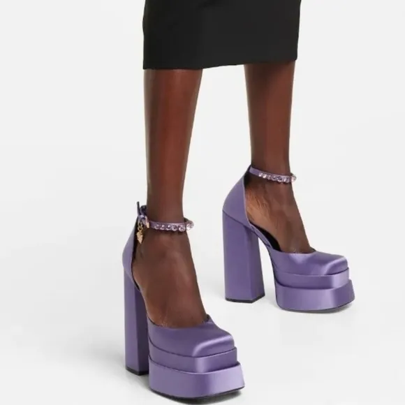 NEW LUXURY LAVENDER SATIN MEDUSA PLATFORM HEELS
