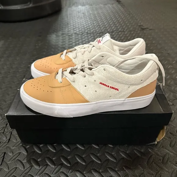 NEW MEN'S NIKE JORDAN SERIES ES