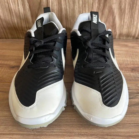New Nike Men's Explorer 2 Golf Shoes 849957-005 Size 8.5 Black White Spikeless