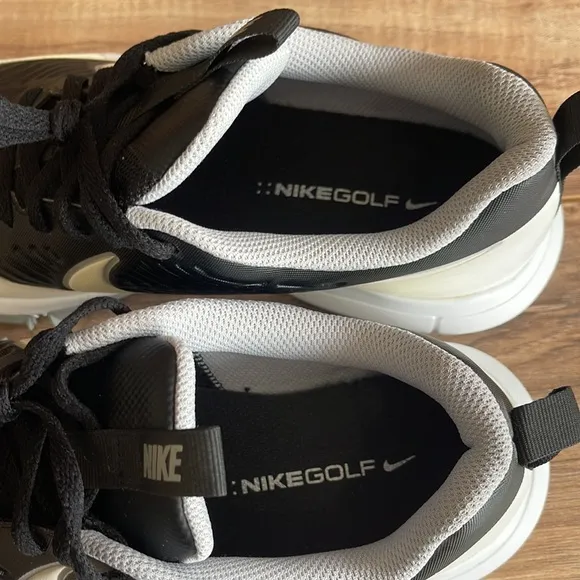 New Nike Men's Explorer 2 Golf Shoes 849957-005 Size 8.5 Black White Spikeless