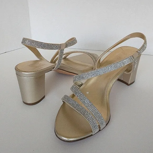 New No Box Naturalizer Vanessa 2 Rhinestone Embellished Strappy Dress Sandal 8.5