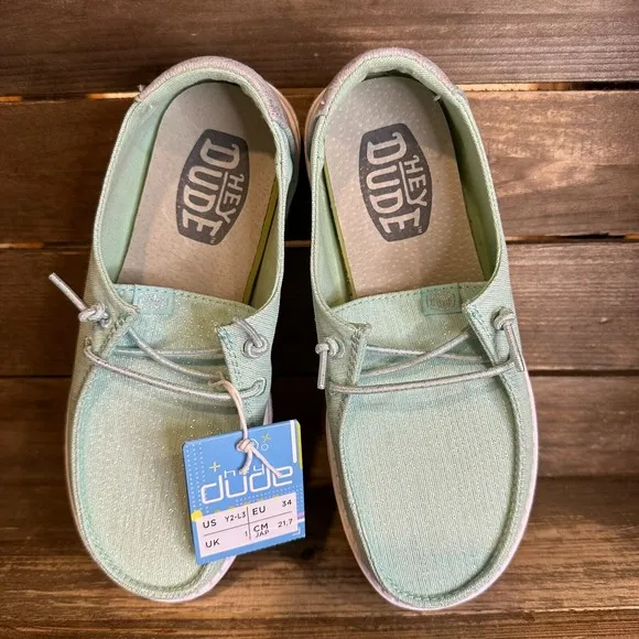 New NWT Big Kids Hey Dude Wendy Green Glitter Comfort Slip On Shoes Loafers 2 Y