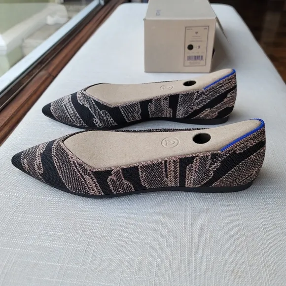 New! Rothy's size 9 Golden Shimmer Black Points Flats Womens Shoes Rothys
